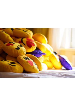 ПОДУШКА-СМАЙЛИК EMOJI #1 Влюбленный
