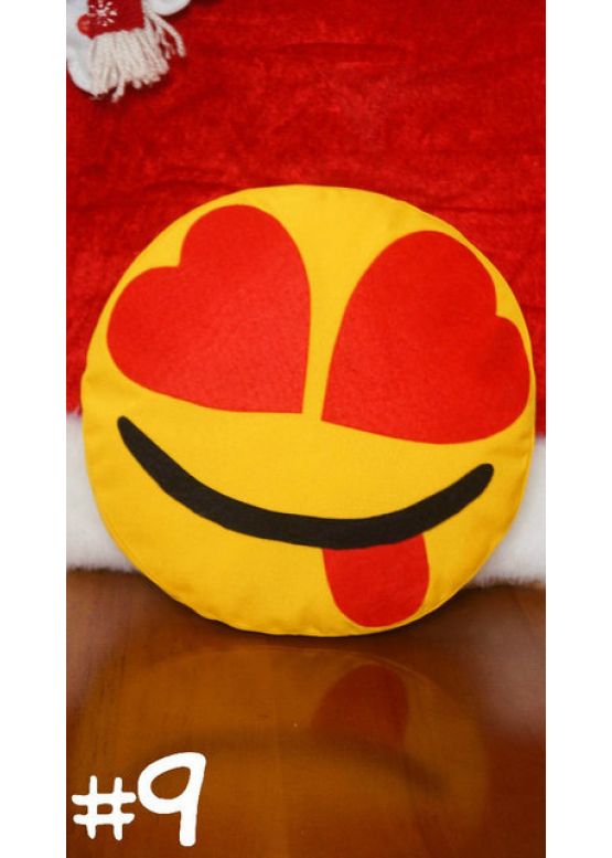 ПОДУШКА-СМАЙЛИК EMOJI #9 Влюбленный озорник заказать online